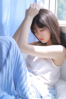 w两个世界在线免费看